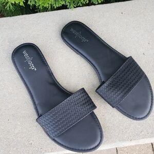 West Loop Woven Slide-on Slippers size M (7/8)